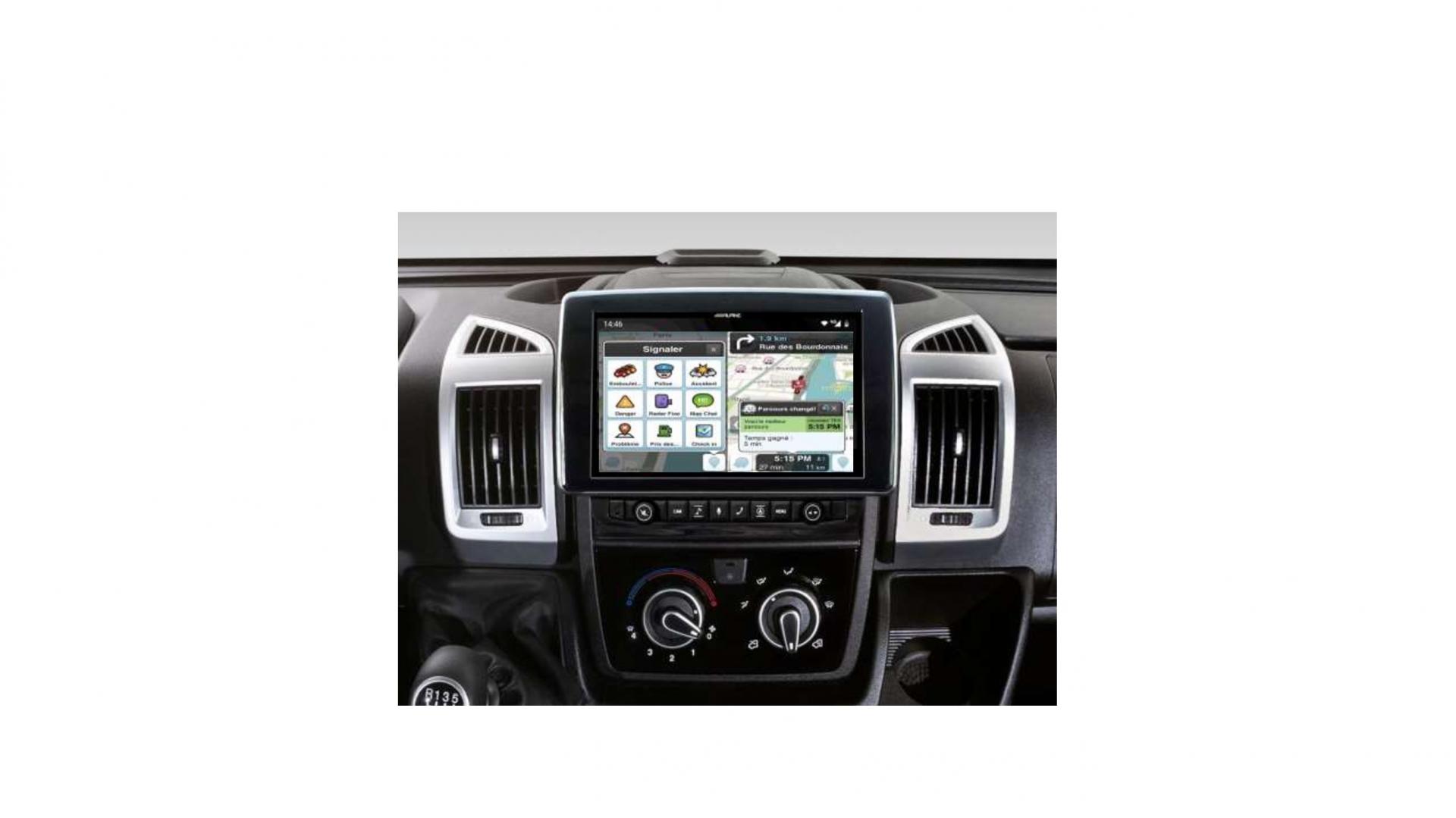 Autoradio full tactile GPS Bluetooth Android & Apple Carplay Fiat